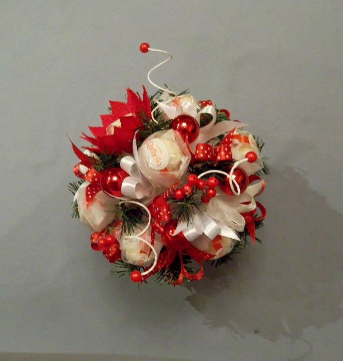 А здесь - новогоднее )