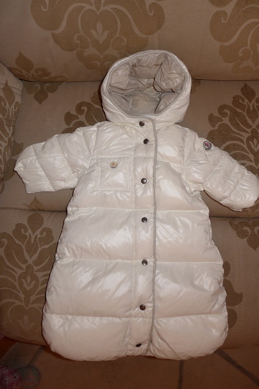 Наша одежда на выписку)