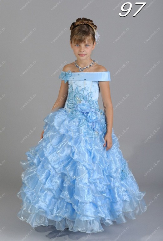 Распродажа платьев от 650 до 1500 руб