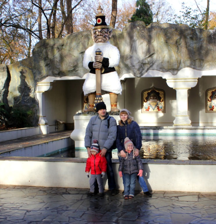 Nederland.  город Wageningen.  и парк Efteling