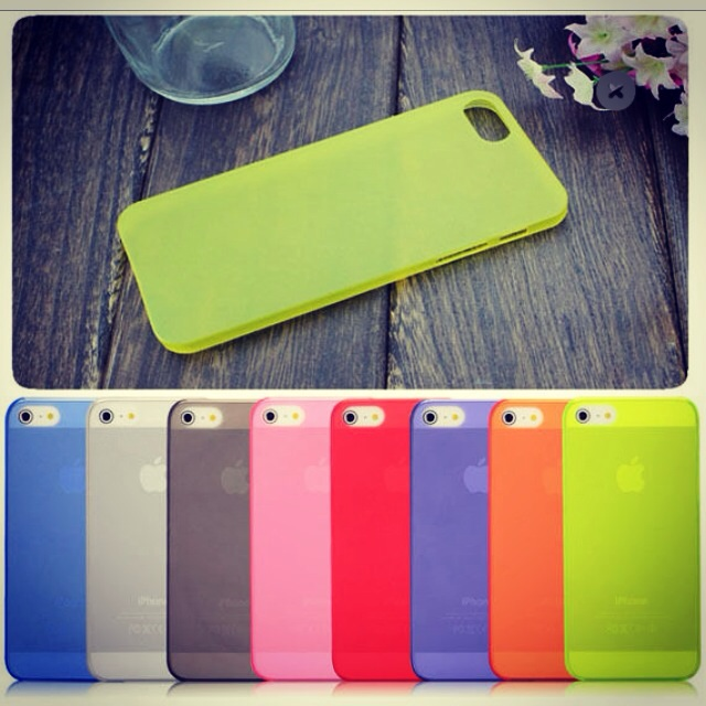 Чехлы-накладки для iPhone 4/5! Все в наличии!