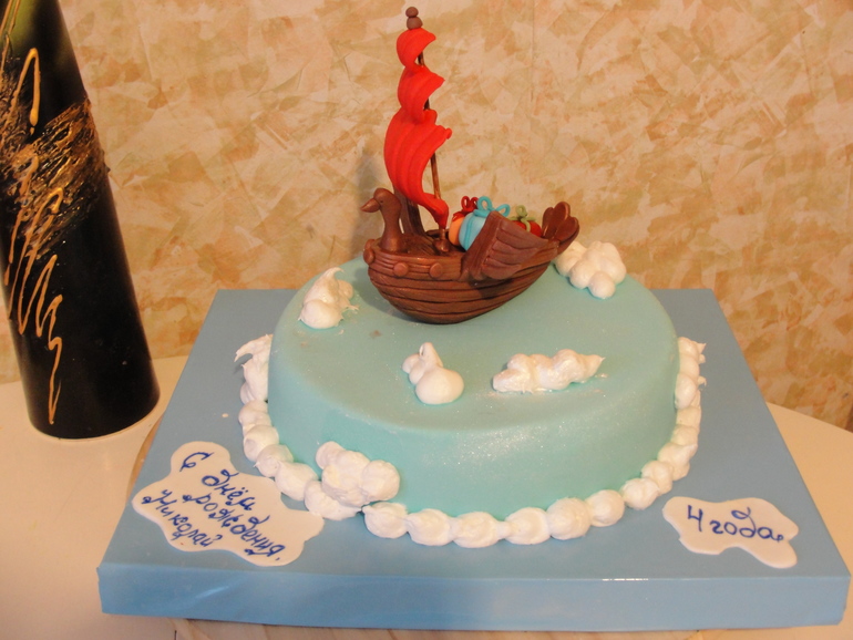 летущий корабль с подарками