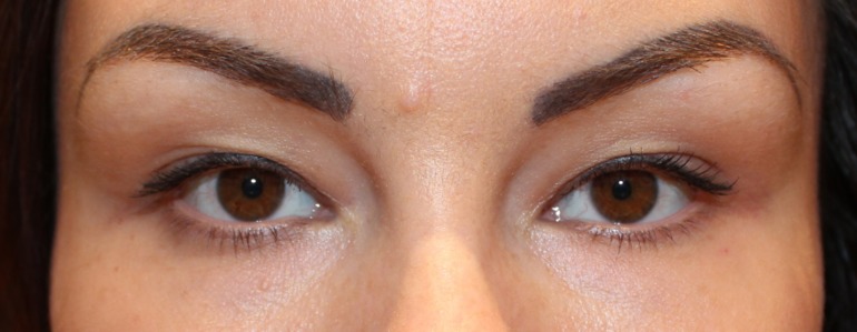 Полуперманентная тушь. Чудес не ждите!