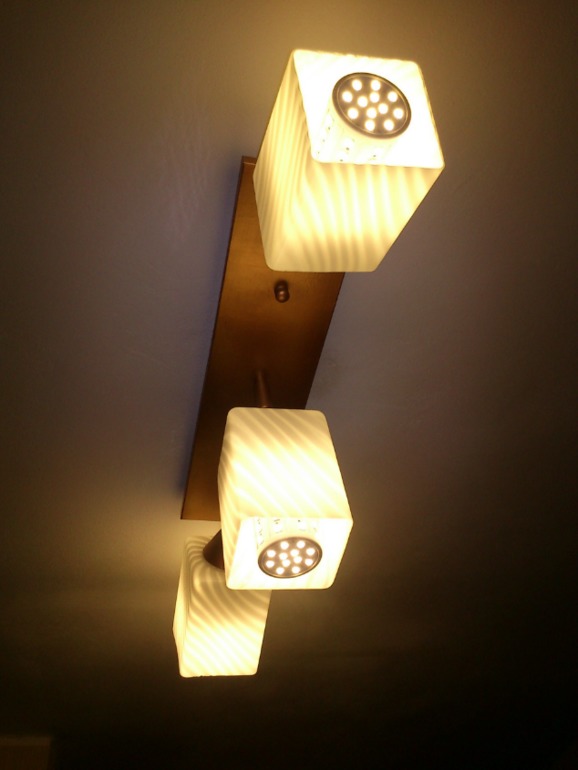 Светильник.