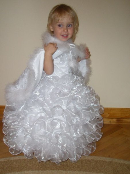 Праздничные платья для принцесс в наличии!