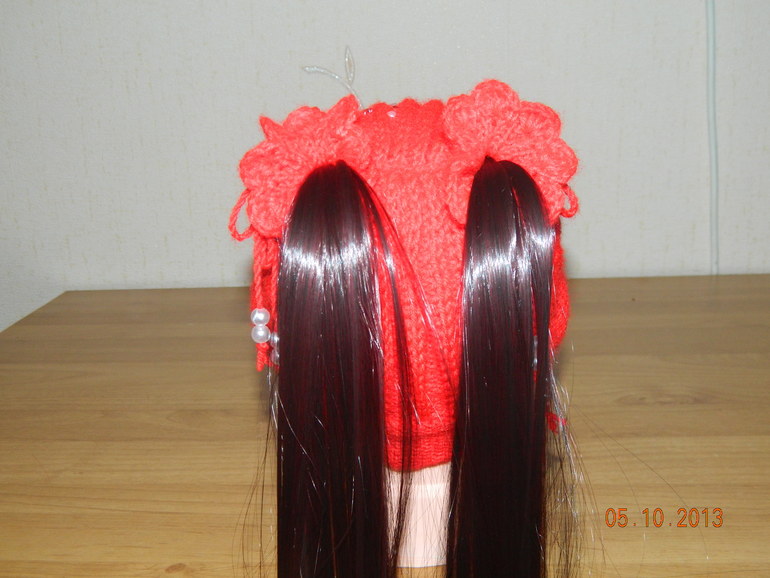 Шапочки с хвостиками