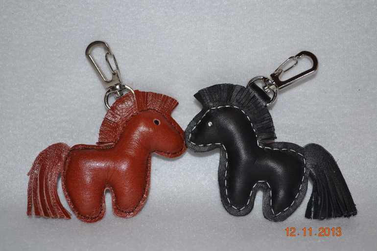 И только лошади летают вдохновенно!