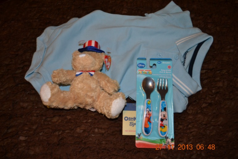 а у нас тоже подарочки....