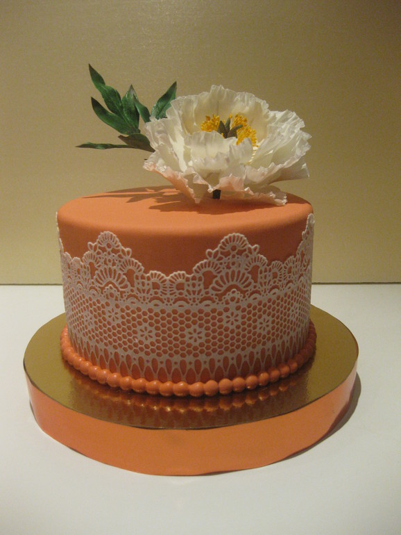 Кружевной с пионом