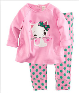 Пижамы для девочек ( более 15 моделей) в пути! цена 350-400 рублей.