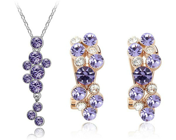 Дизайнерская бижутерия с элементами CRYSTALLIZEDTM -Swarovski Elements.
