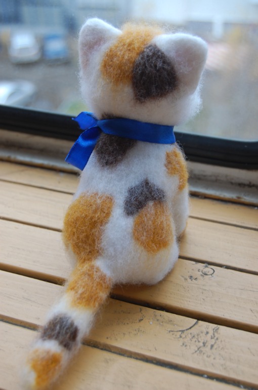 Черепашковый котёнок.