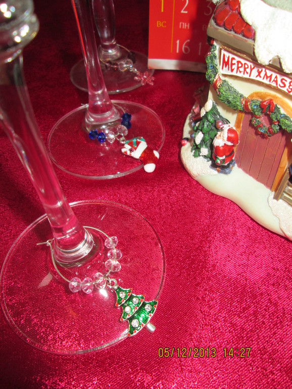 Новогодние украшения для бокалов.
