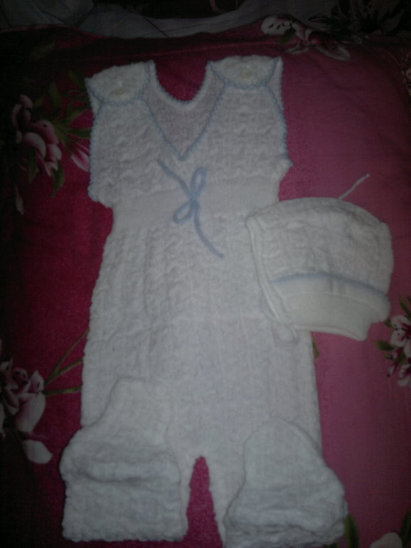 костюмчик на выписку!)) Ура!