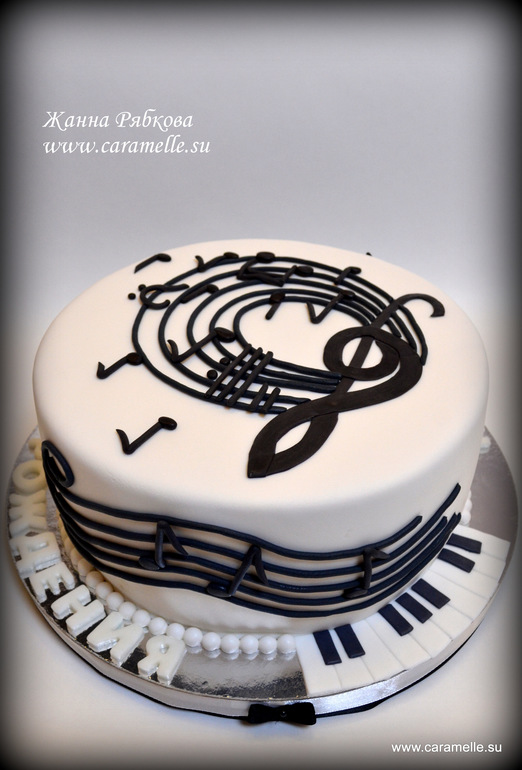 Торт для мальчика, который занимается музыкой...