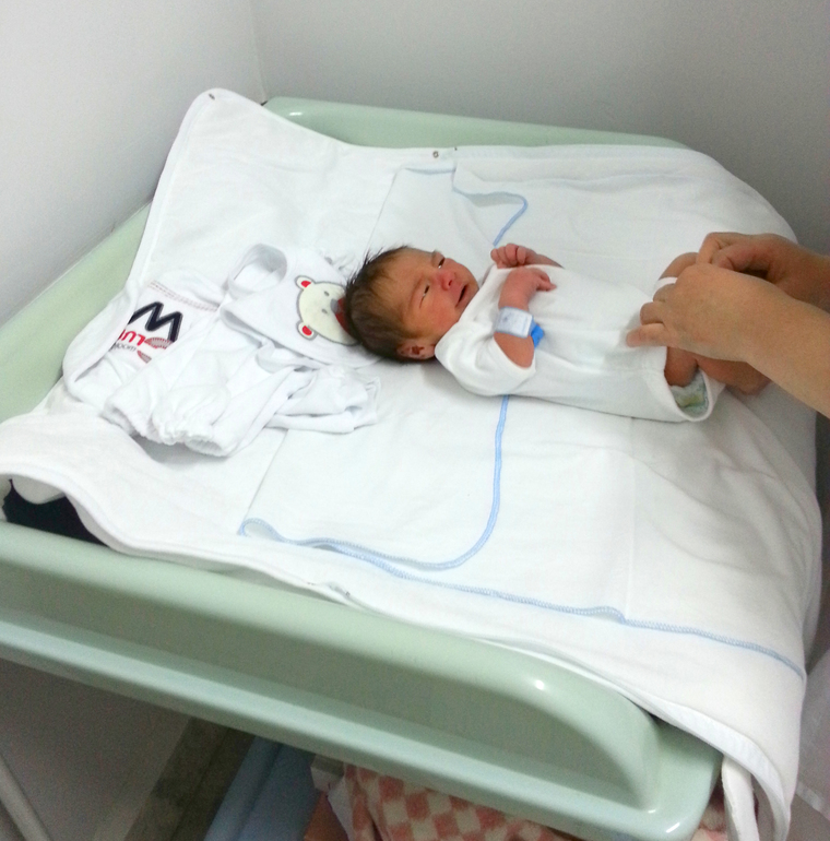 Первый месяц...