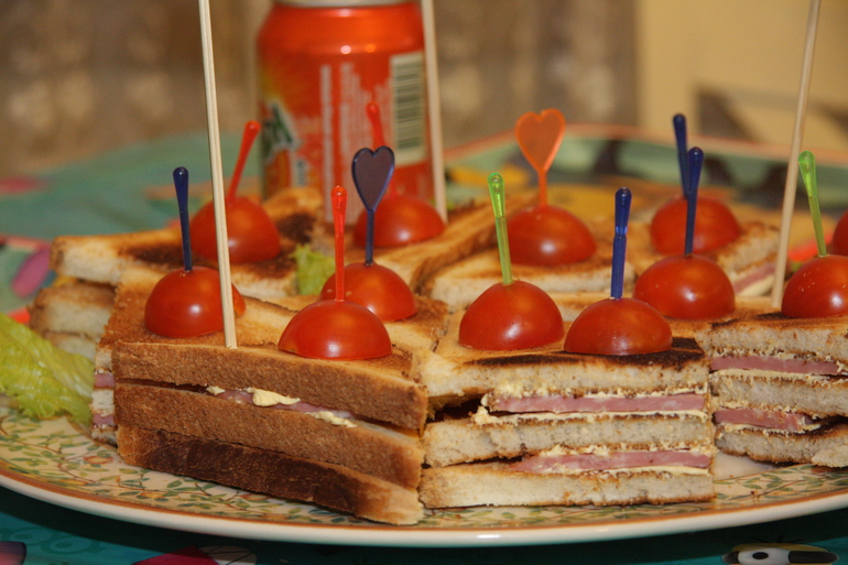 Желто-оранжевая днюха - 11 лет!