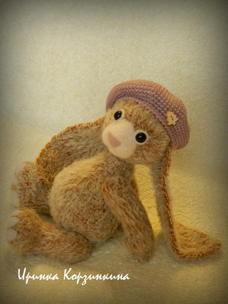 Заяц Мишель)))...