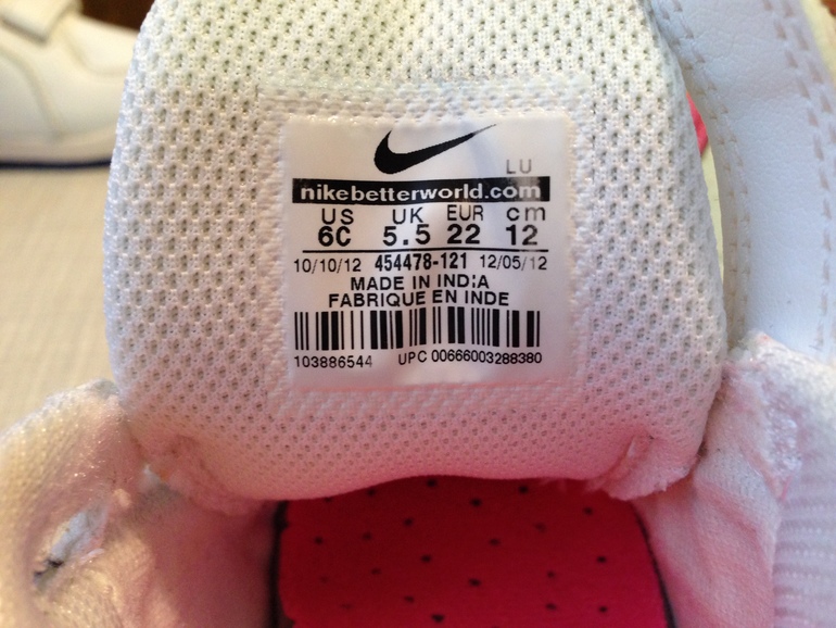 Продаю кроссовки на девочек