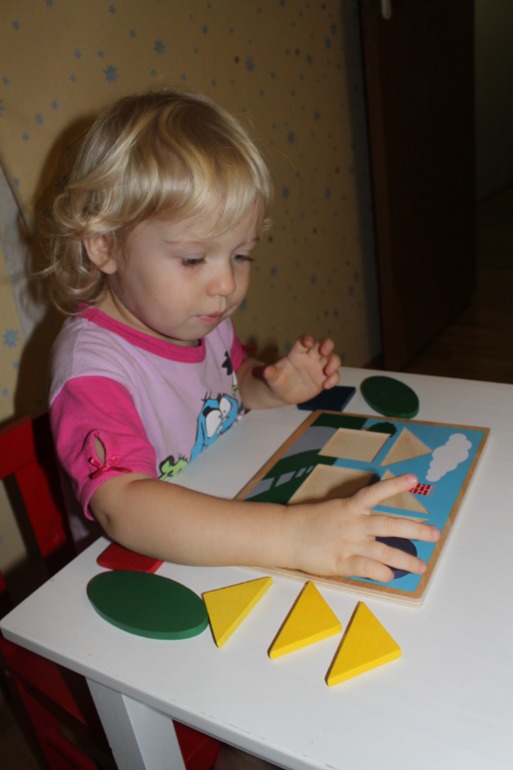 Хорошая развивающая игрушка