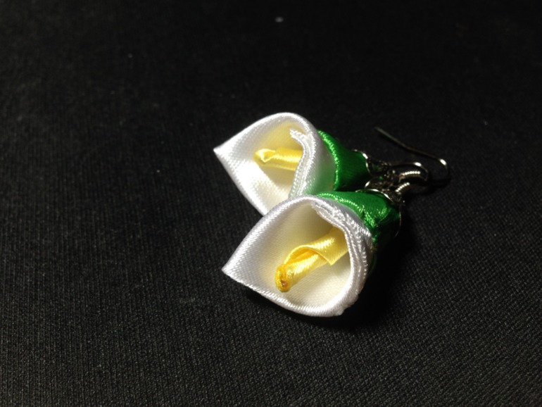 Вот такие разные цветы... и не только )