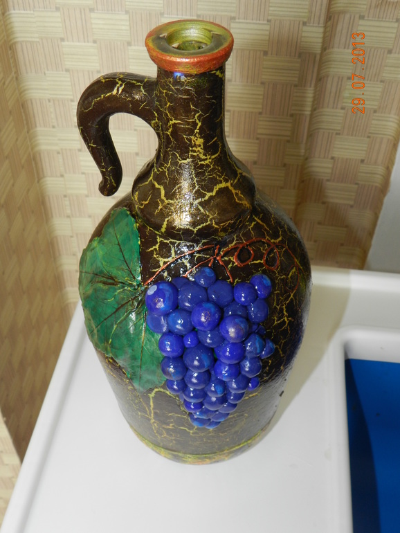 Виноградная бутыль