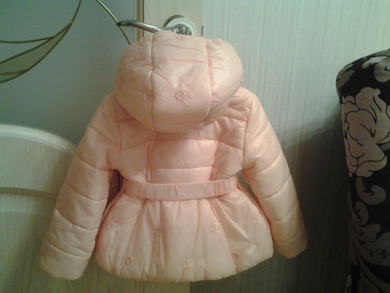 Monnalisa(оригинал) кол.2013-2014г. Новая р.36м,но маломерит,где-то от 1,5-2лет. Цена6500