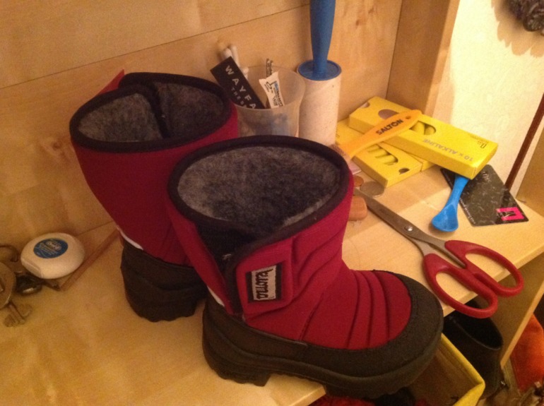 Комбинезон Авива и сапожки Куома