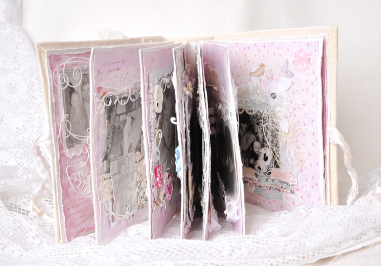 Альбом с детскими фото в стиле Шебби