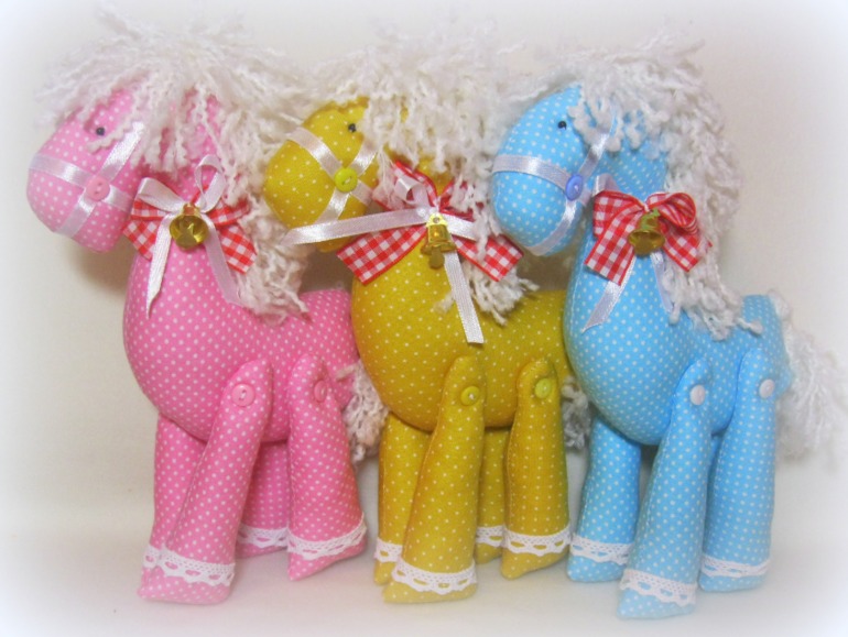 Лошадки для Надежды...