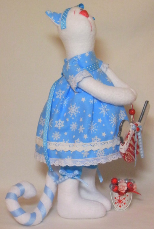 киса..=)с птичкой....