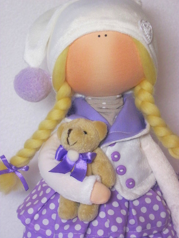 В сиреневом...