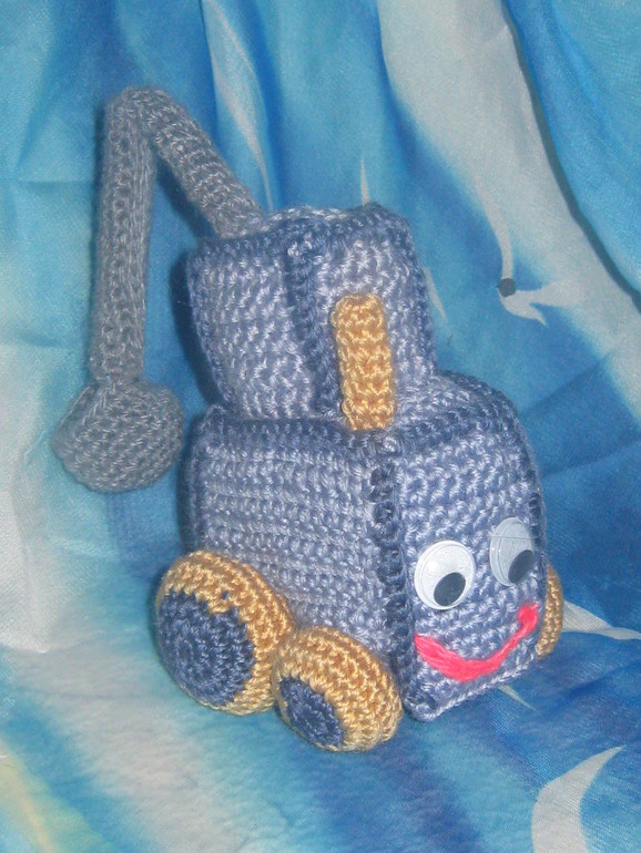 Мишутка, елочка и трактор)))