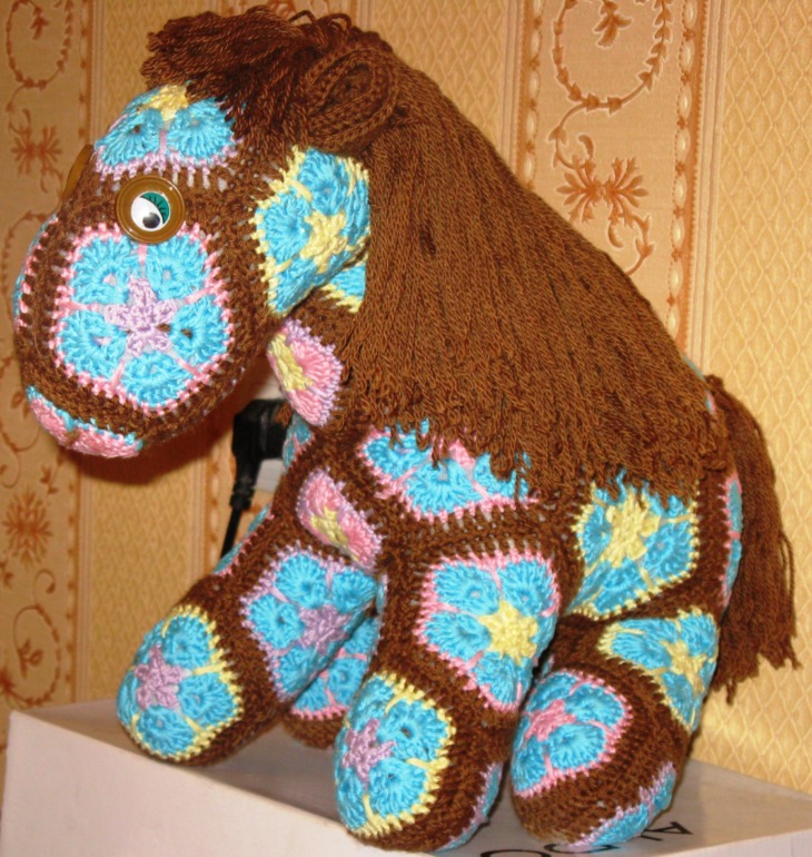 Впряглась... лошадка из онлайна