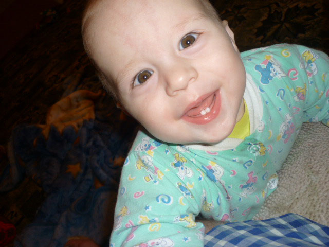 10 месяцев)))