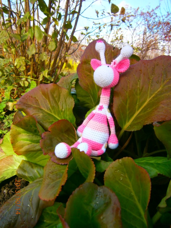 Новый год к нам мчится