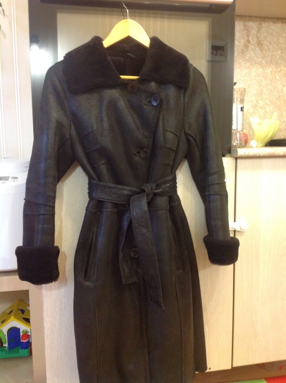 Дубленка, р-р 44, цвет горький шоколад