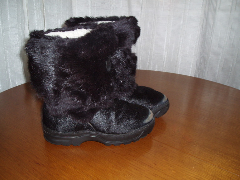 Добавила зиму, снизила цены. Много обуви на девочку размеры с 19 по 33.