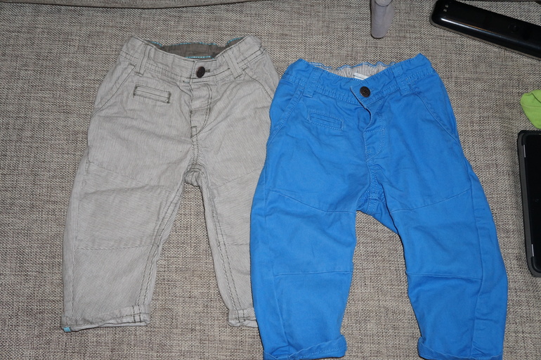 Одежда на мальчика H&M. 74 р Джинсы,Кардиганы