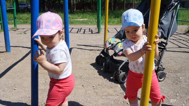 Полтора года (много фото)