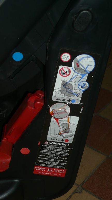Продаю автокресло Nania 0-18 кг