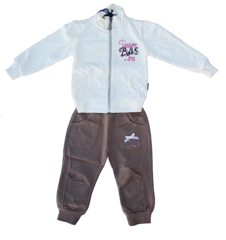 Продаю костюм-три (Италия)