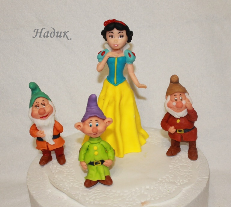 Белоснежка и 3 гнома