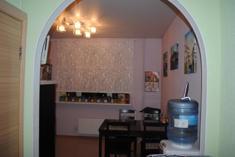 Продам трехкомнатную квартиру на Братиславской