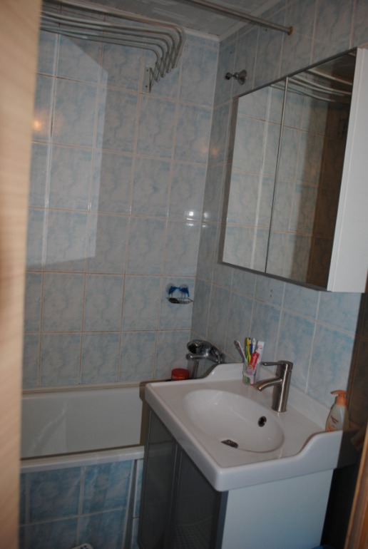 Продам трехкомнатную квартиру на Братиславской