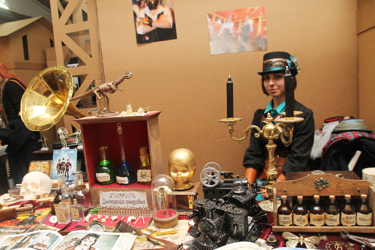 КомМиссия 2013 или День открытых миров. Комиксы и дети)