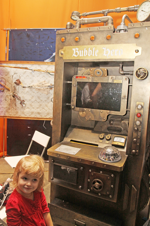 КомМиссия 2013 или День открытых миров. Комиксы и дети)