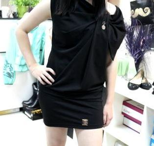 Платья , кофточки , джинсы и подарки !!!!! ))