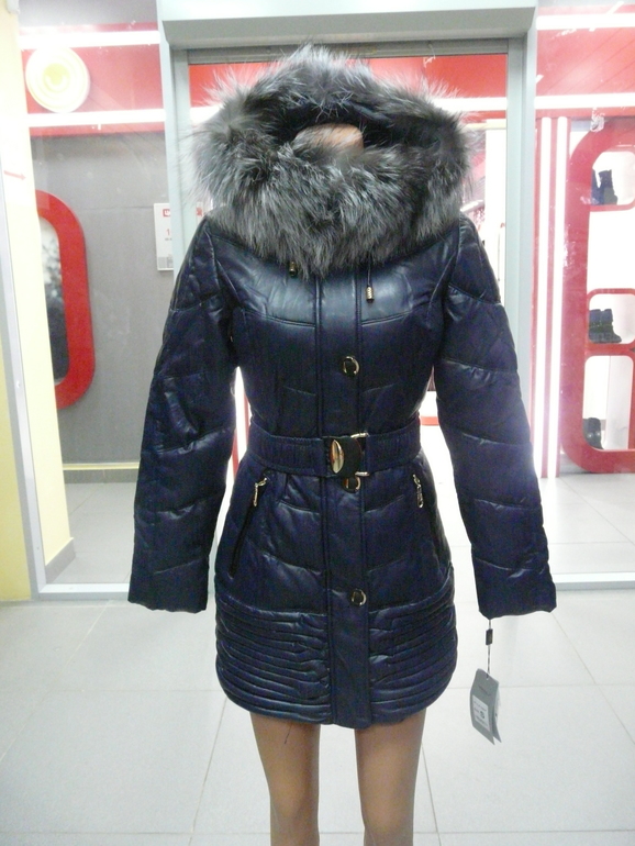Женские Куртки Moncler, Elisabetta Franchi, Kadali и др.