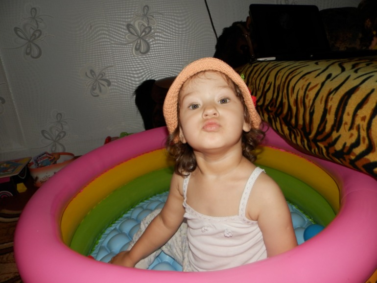 Наши летние шапочки. Оказывается не показывала.